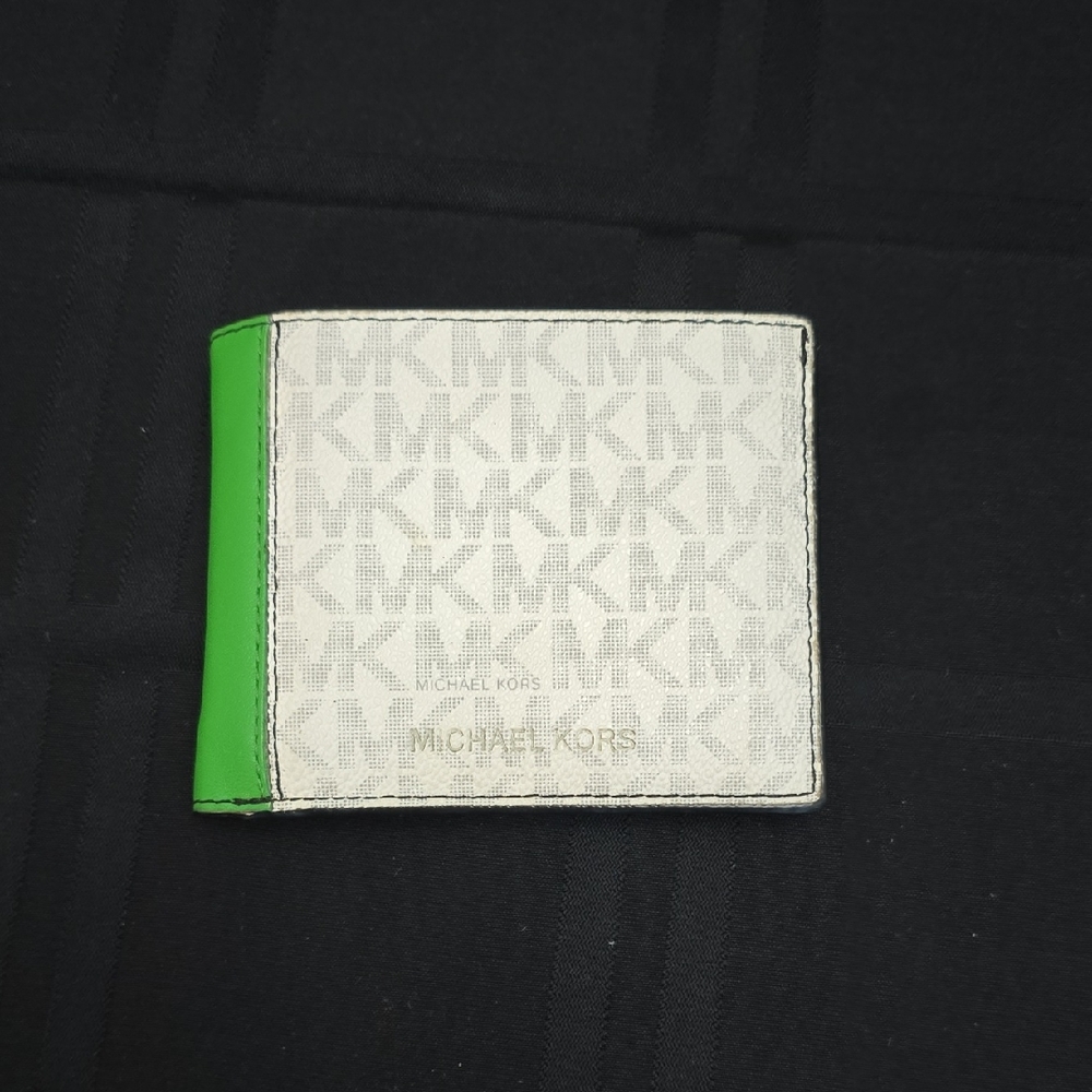 Michael Kors Men's Green and Gray Card Holder